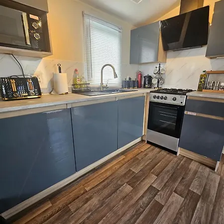 3br Countryside Caravan Up To 7 Guests * Tosside