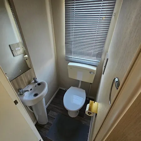 3br Countryside Caravan Up To 7 Guests Tosside