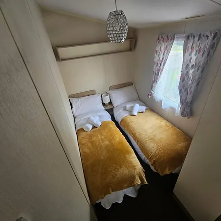 3br Countryside Caravan Up To 7 Guests * Tosside